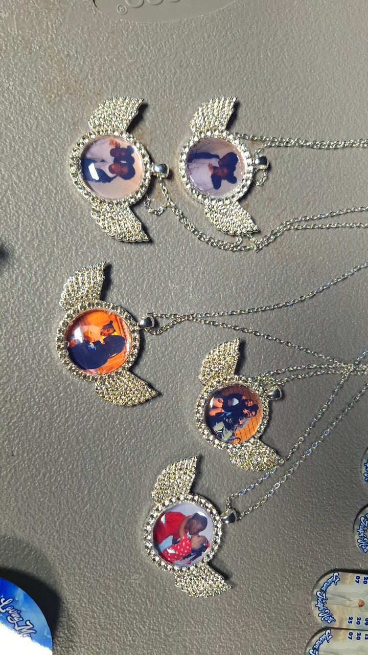 Wing necklace